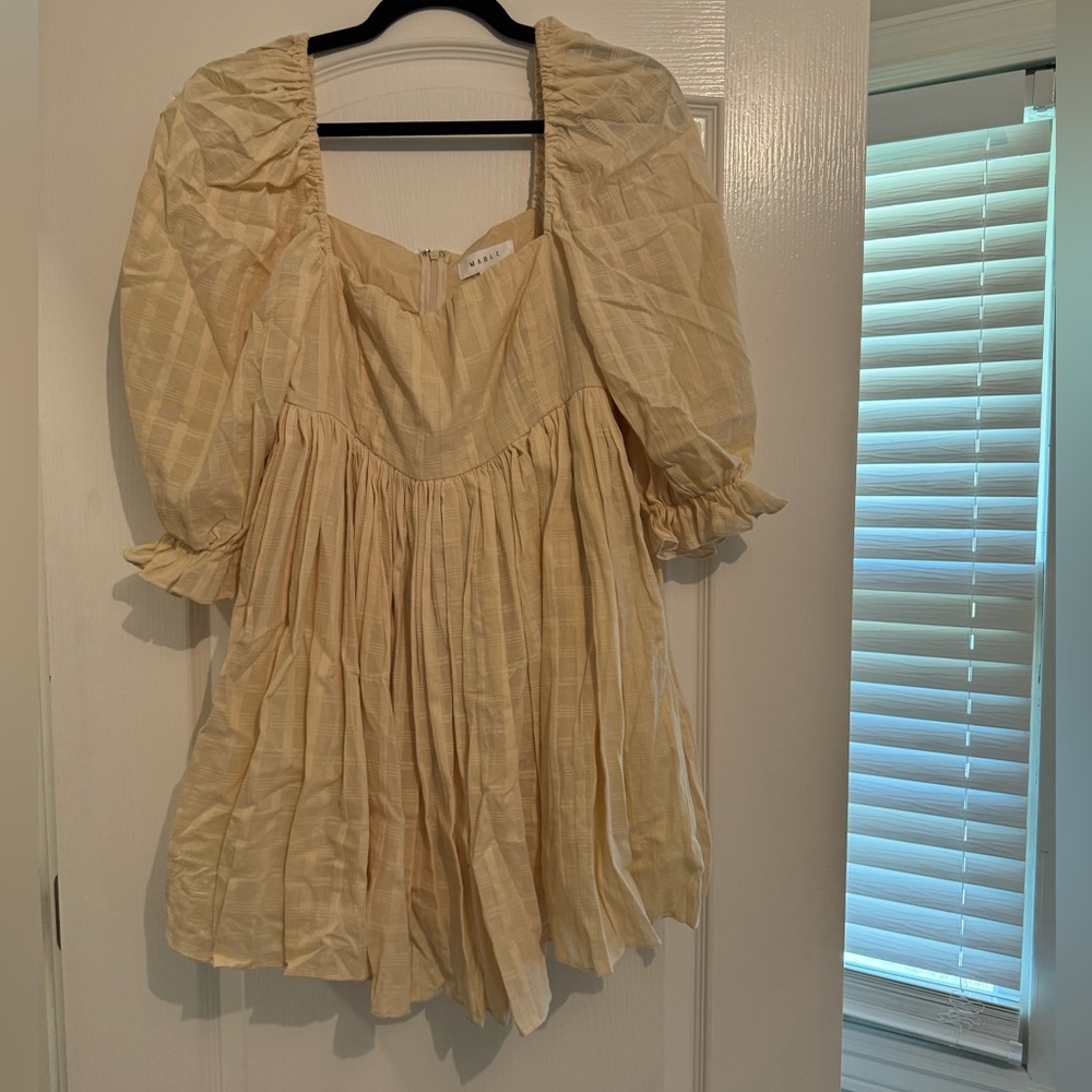 Cream Puff Sleeve Dress Size M